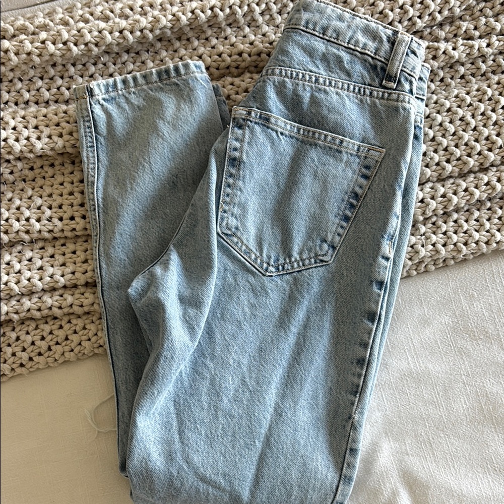 TOPSHOP Mom Jeans - Picture 5 of 6